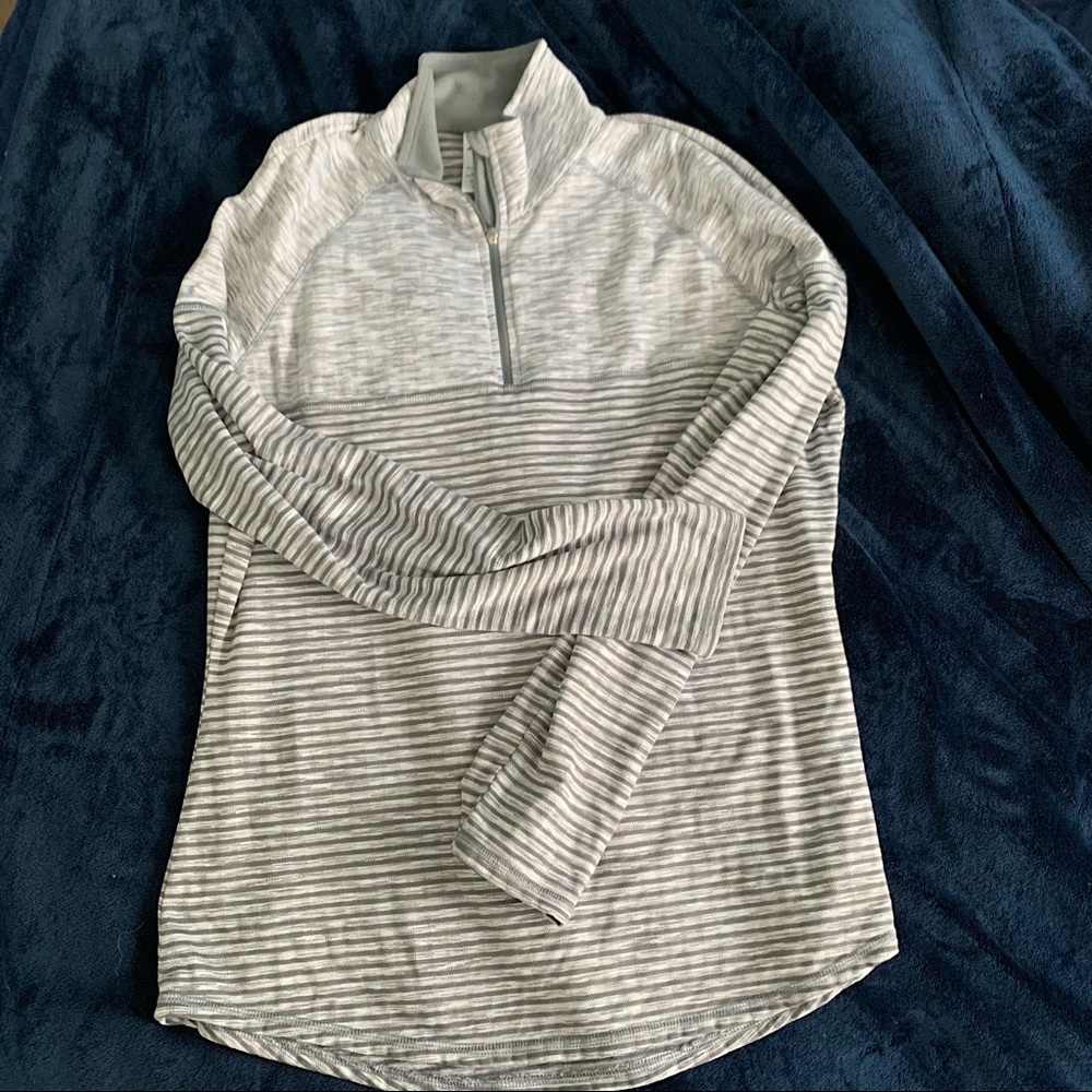 Grey Sweater size Large